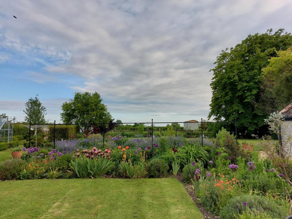 Doris Villa Wedmore Bagian luar foto